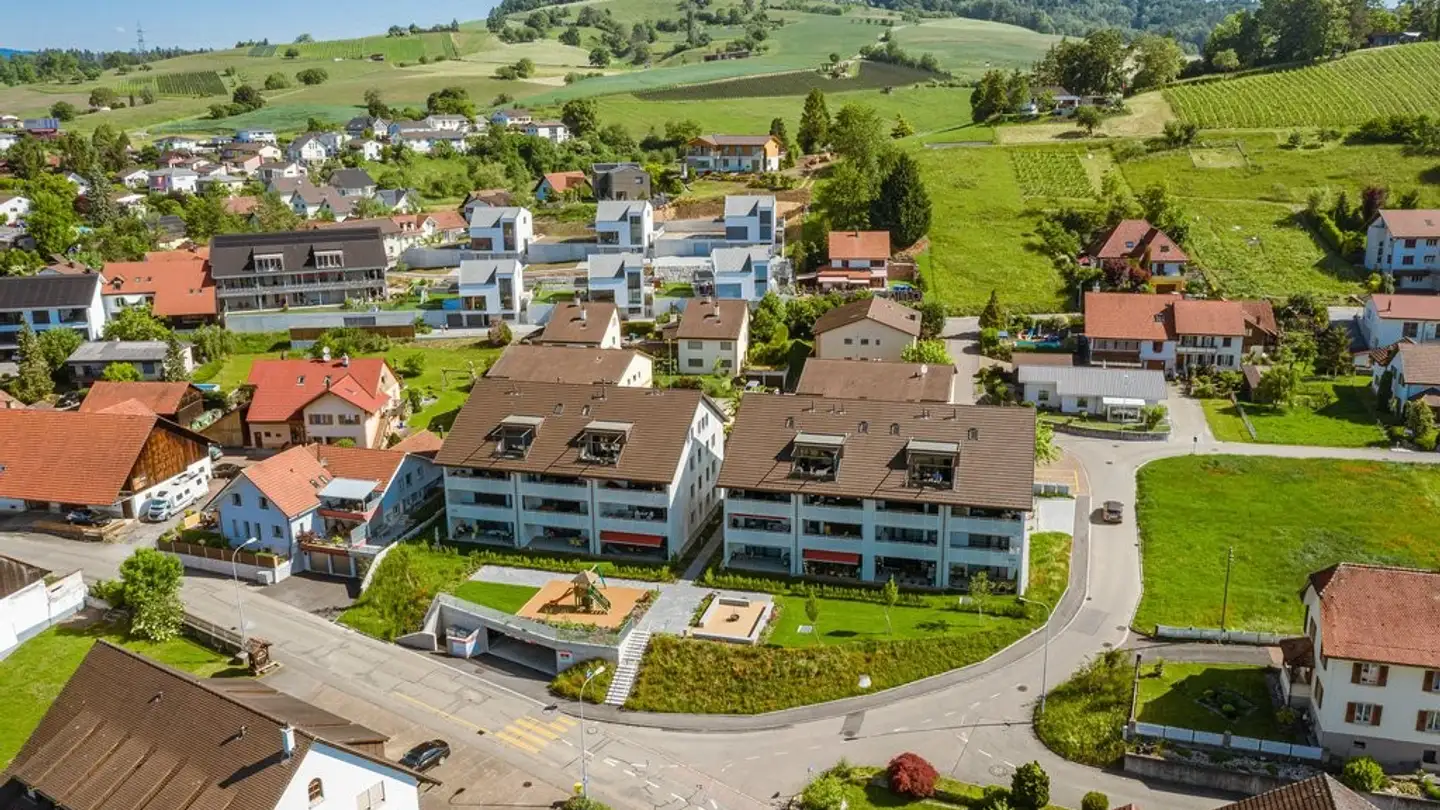 Dachgeschosswohnung mieten - Mitteldorfstrasse 518, 5072 Oeschgen