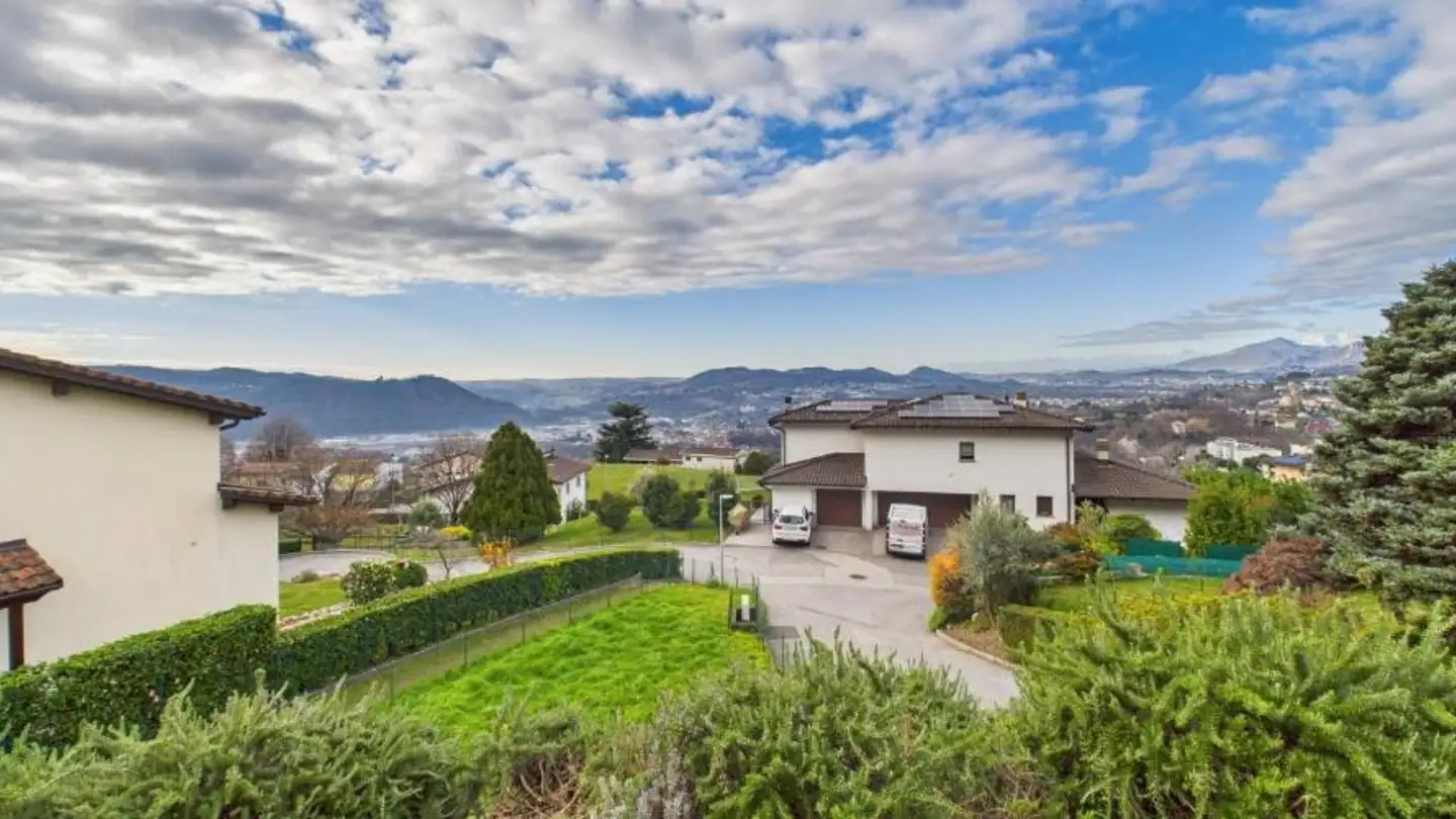Villa in vendita - 6835 Morbio Superiore