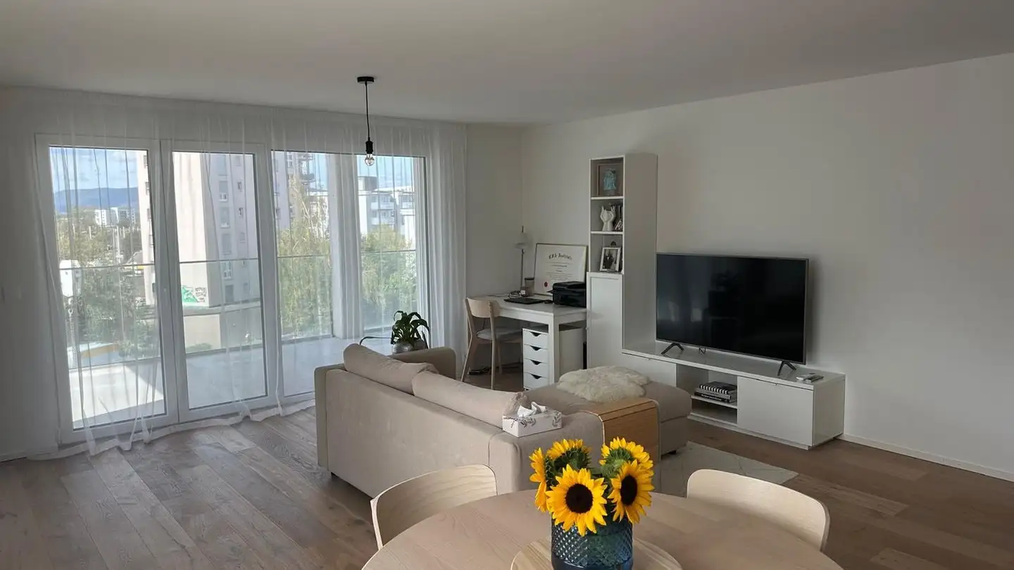 Appartamento in affitto - Wehntalerstrasse 572, 8046 Zürich