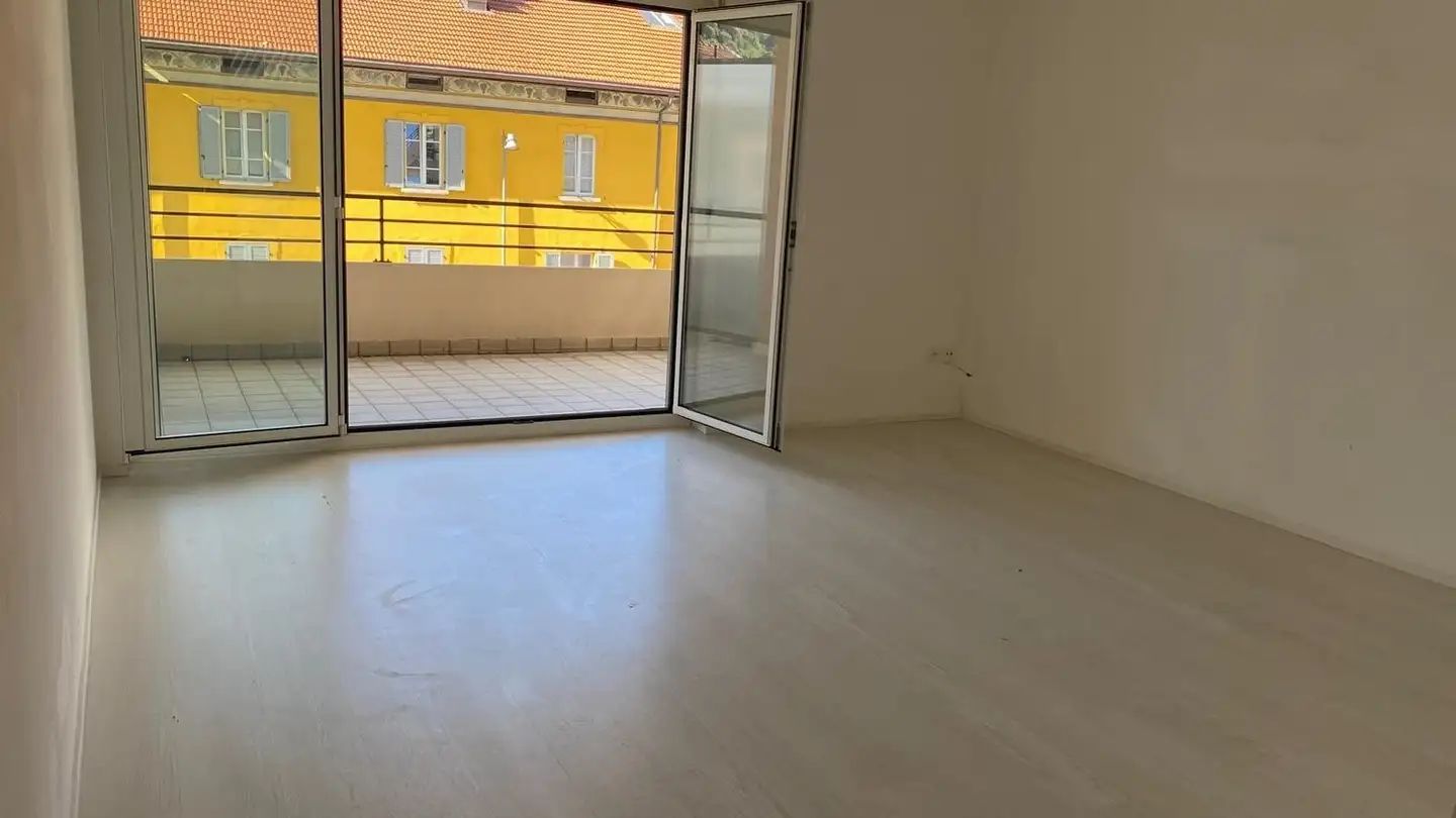 Appartement à louer - 6830 Chiasso