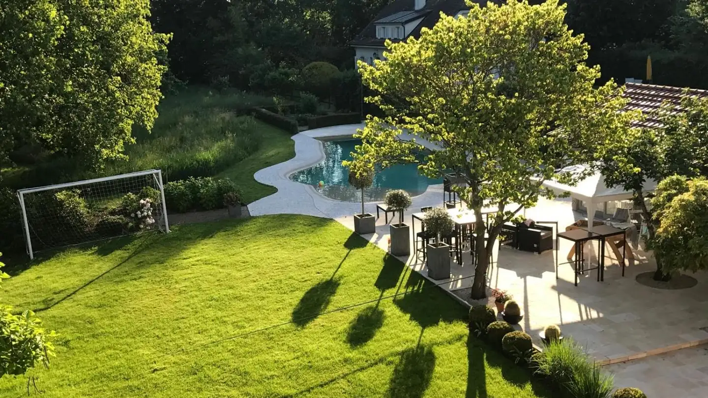 Villa for sale - 1256 Troinex