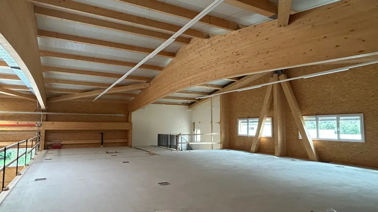 Spazio ufficio in affitto - Allmendstrasse 6, 6454 Flüelen - Photo 2