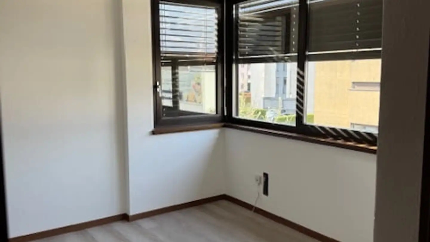 Spazio ufficio in affitto - In Busciurina 1, 6528 Camorino - Foto 4