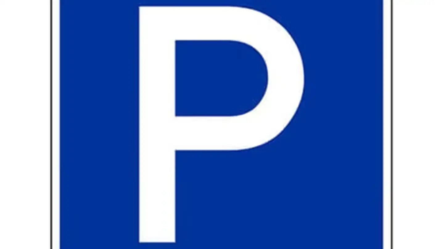 Place de parking extérieure à louer - Romanshornerstrasse 102, 8280 Kreuzlingen