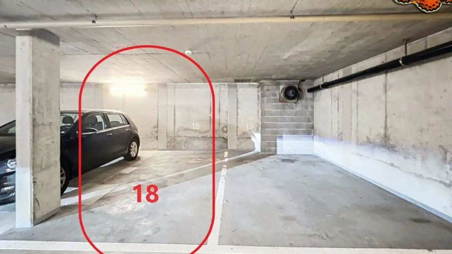 Place de parking couverte à louer - Avenue Beauregard 10, 1700 Fribourg - Photo 2