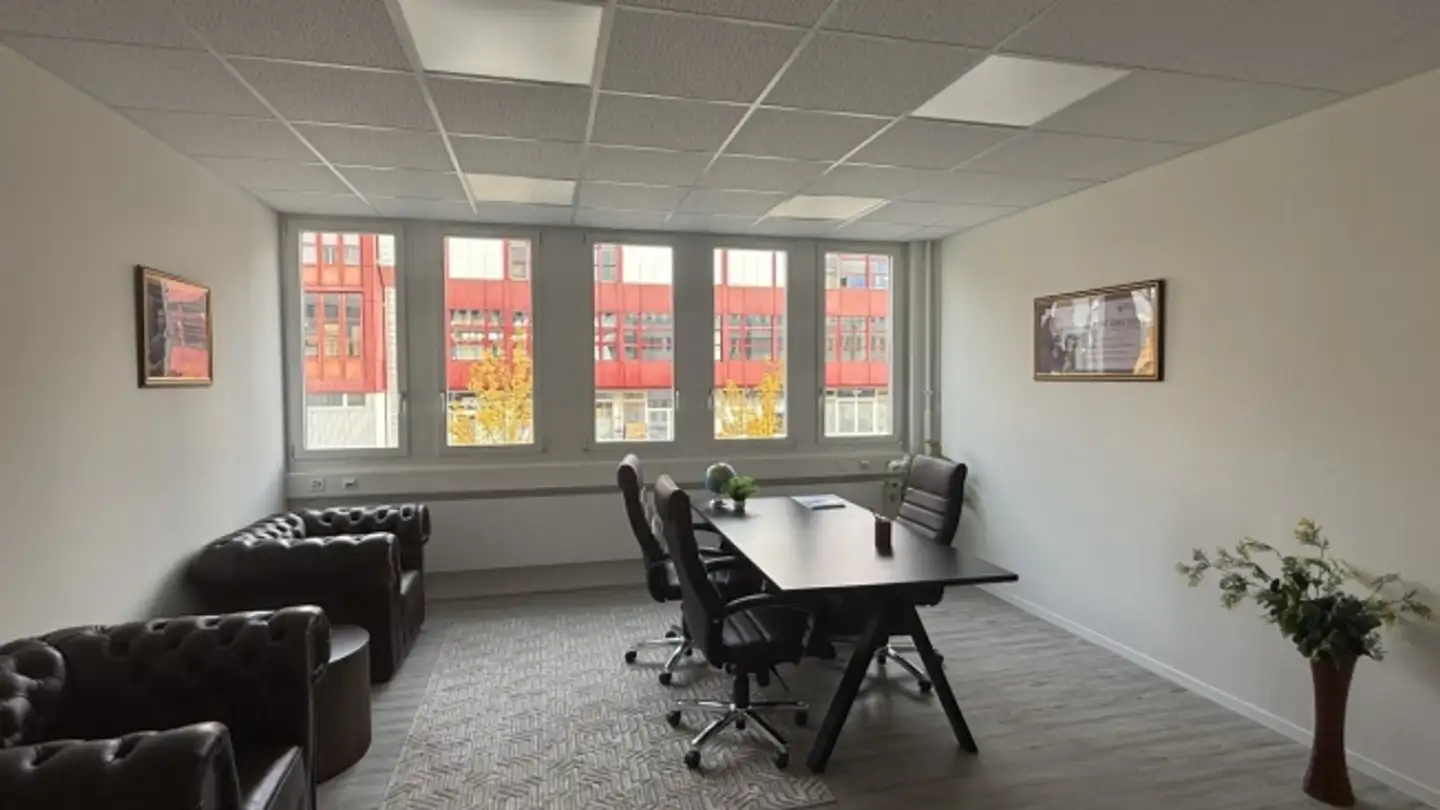 Commercial for rent - Hinterbergstrasse 11, 6330 Cham - Photo 4