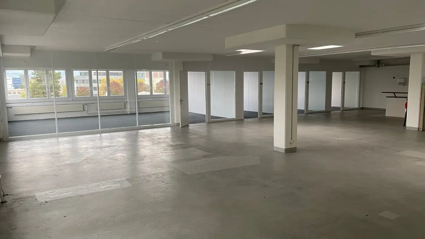 Commerciale in affitto - Riedstrasse 9, 6330 Cham - Photo 3