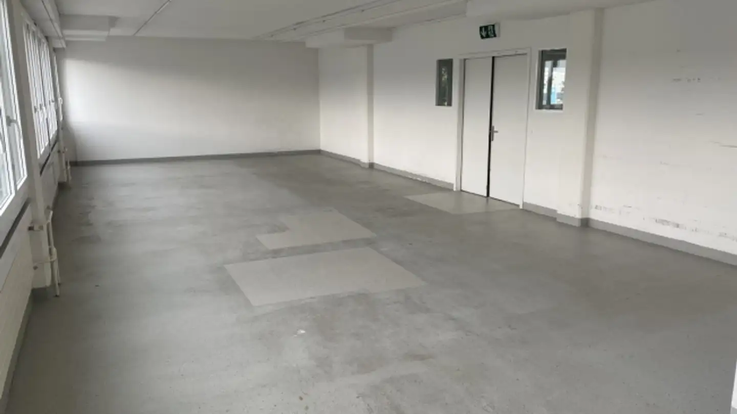 Commercial for rent - Riedstrasse 9, 6330 Cham