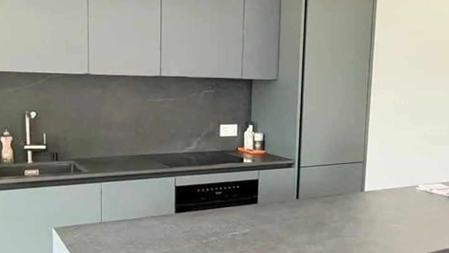 Dachgeschosswohnung mieten - Via Retica 12, 6532 Castione - Foto 3