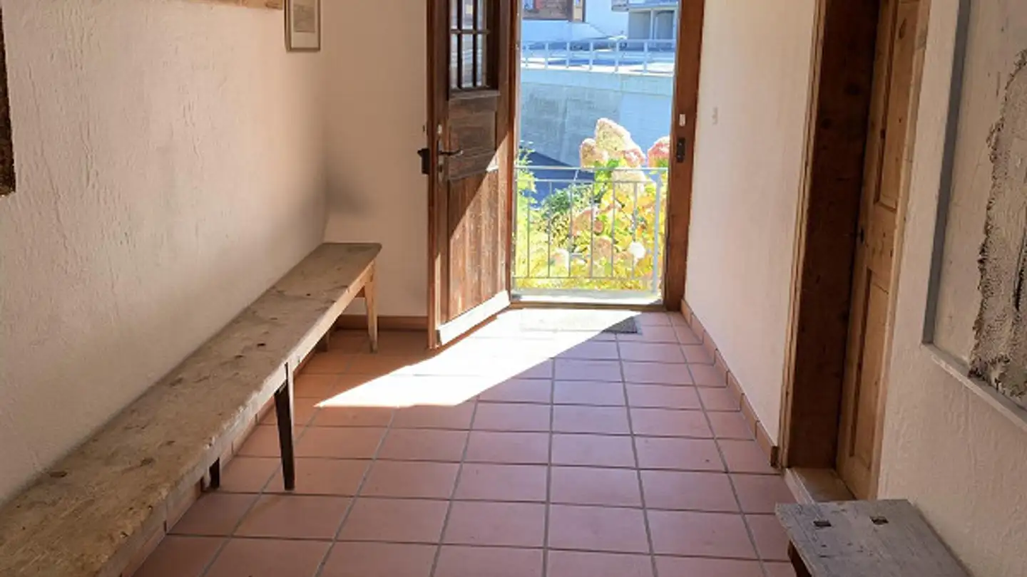 Appartamento in affitto - Via Suraua 1, 7137 Flond - Photo 3