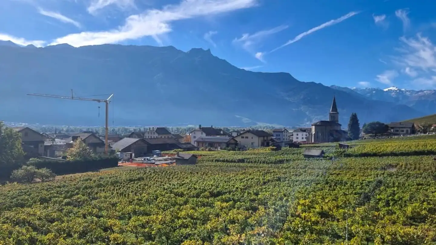 Apartment for sale - 1912 Leytron - Photo 3