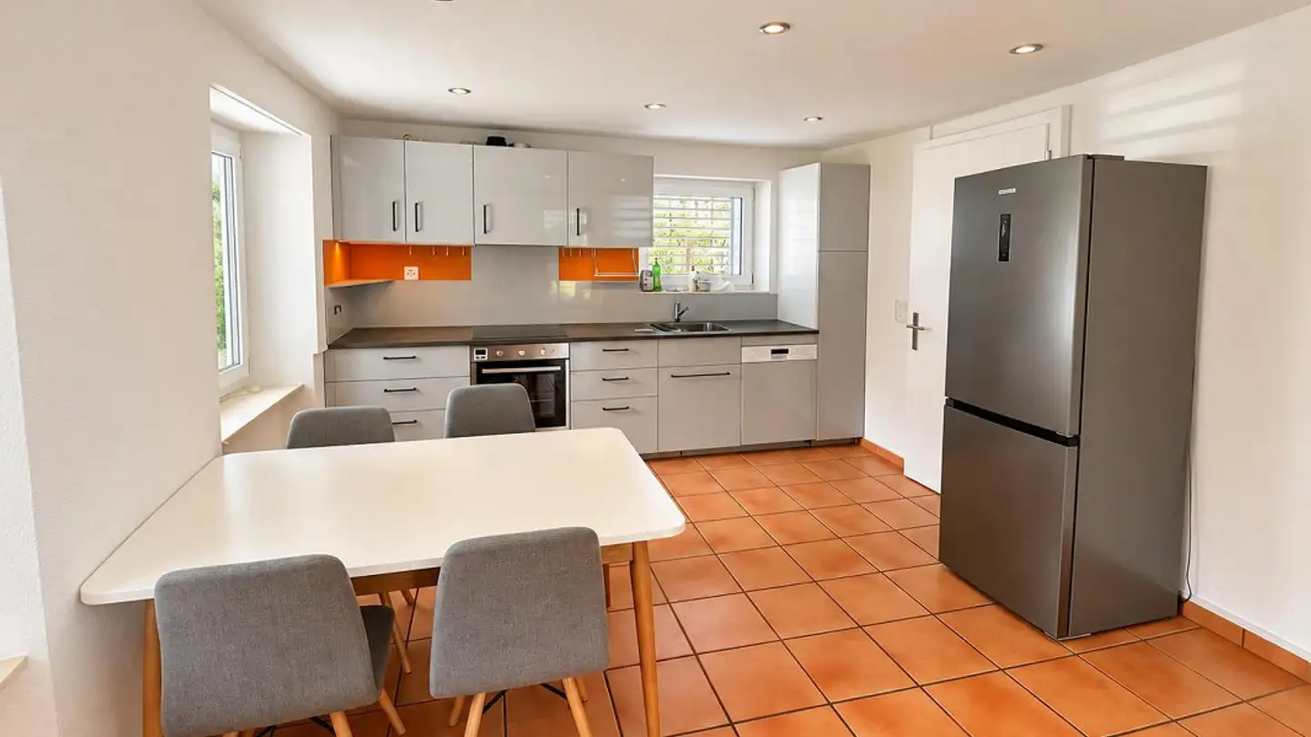 Appartement à louer - Gassa Sutò 29, 7013 Domat/Ems