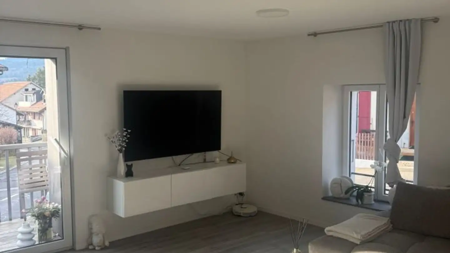 Appartement à louer - Place Jean-Pascal Delamuraz, 1261 Longirod