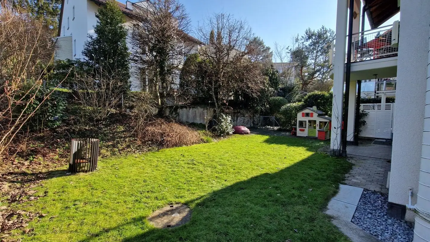 Appartement à louer - 8126 Zumikon - Photo 2