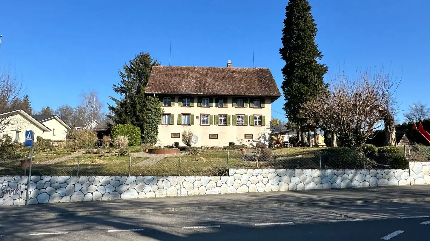 Edificio ad uso misto in vendita - Reitibuechstrasse 1, 5636 Benzenschwil