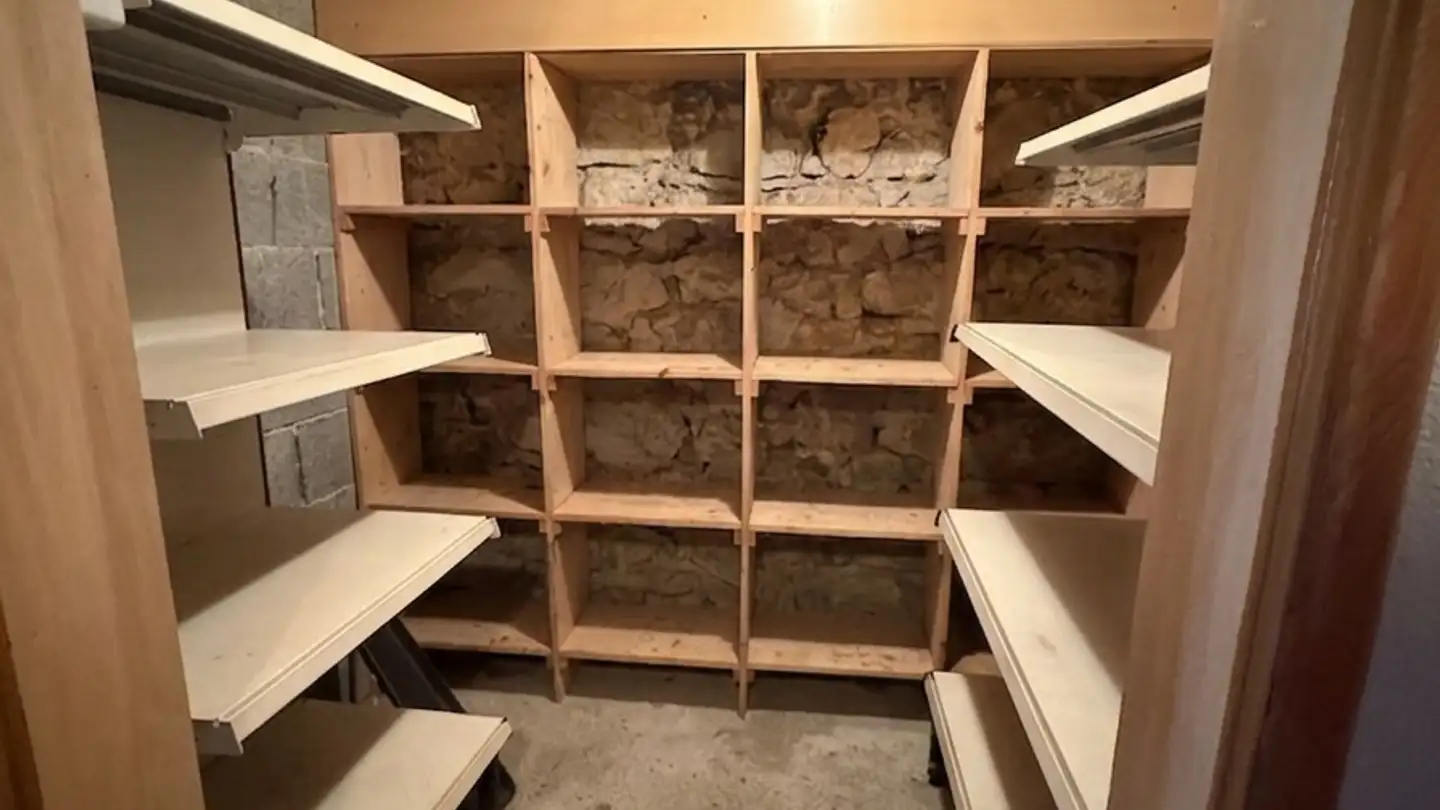 Espace de stockage à louer - Rue Des Jonchères 14, 2610 St-Imier - Photo 4