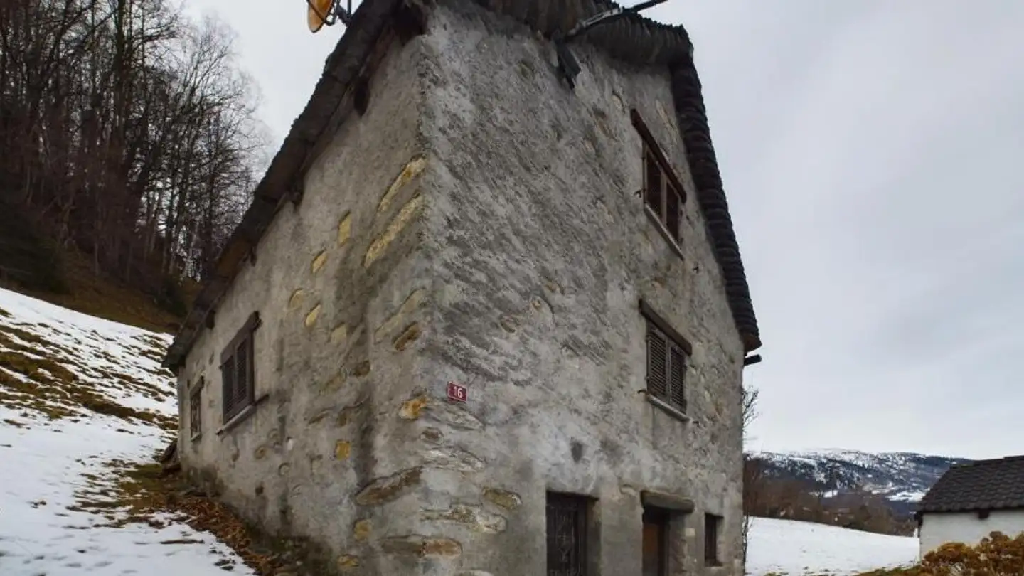 Constructible plot for sale - 6716 Acquarossa - Photo 4