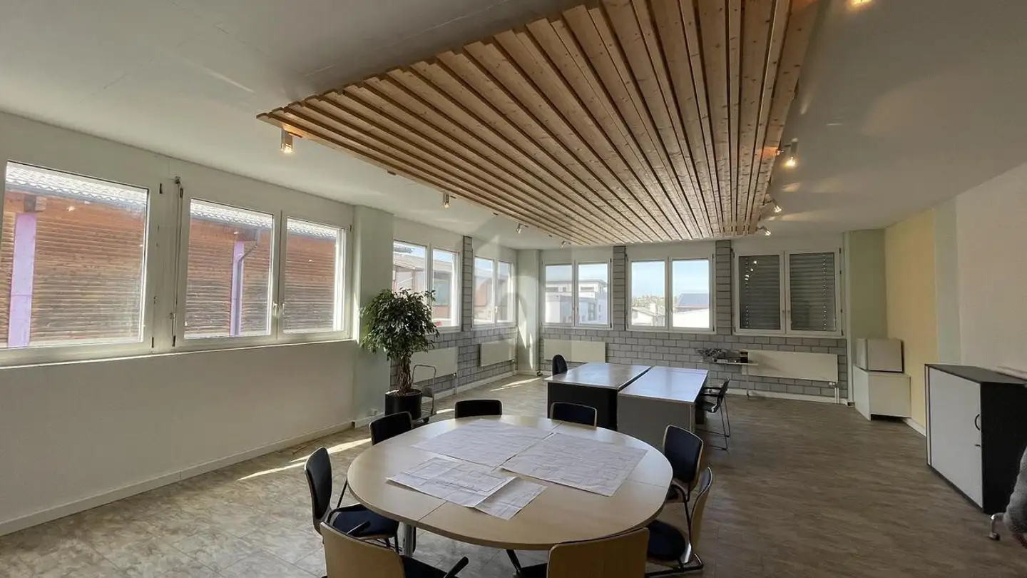 Office space for rent - 9327 Tübach