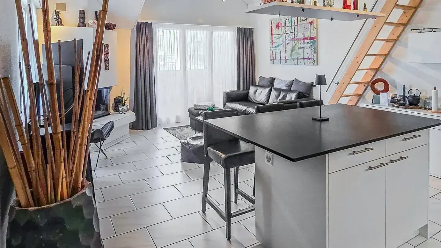Dachgeschosswohnung mieten - Birmensdorferstrasse 65, 8142 Uitikon Waldegg - Foto 2