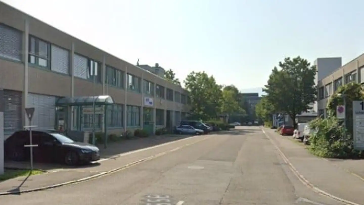 Commerciale in affitto - Lettenstrasse, 6343 Rotkreuz
