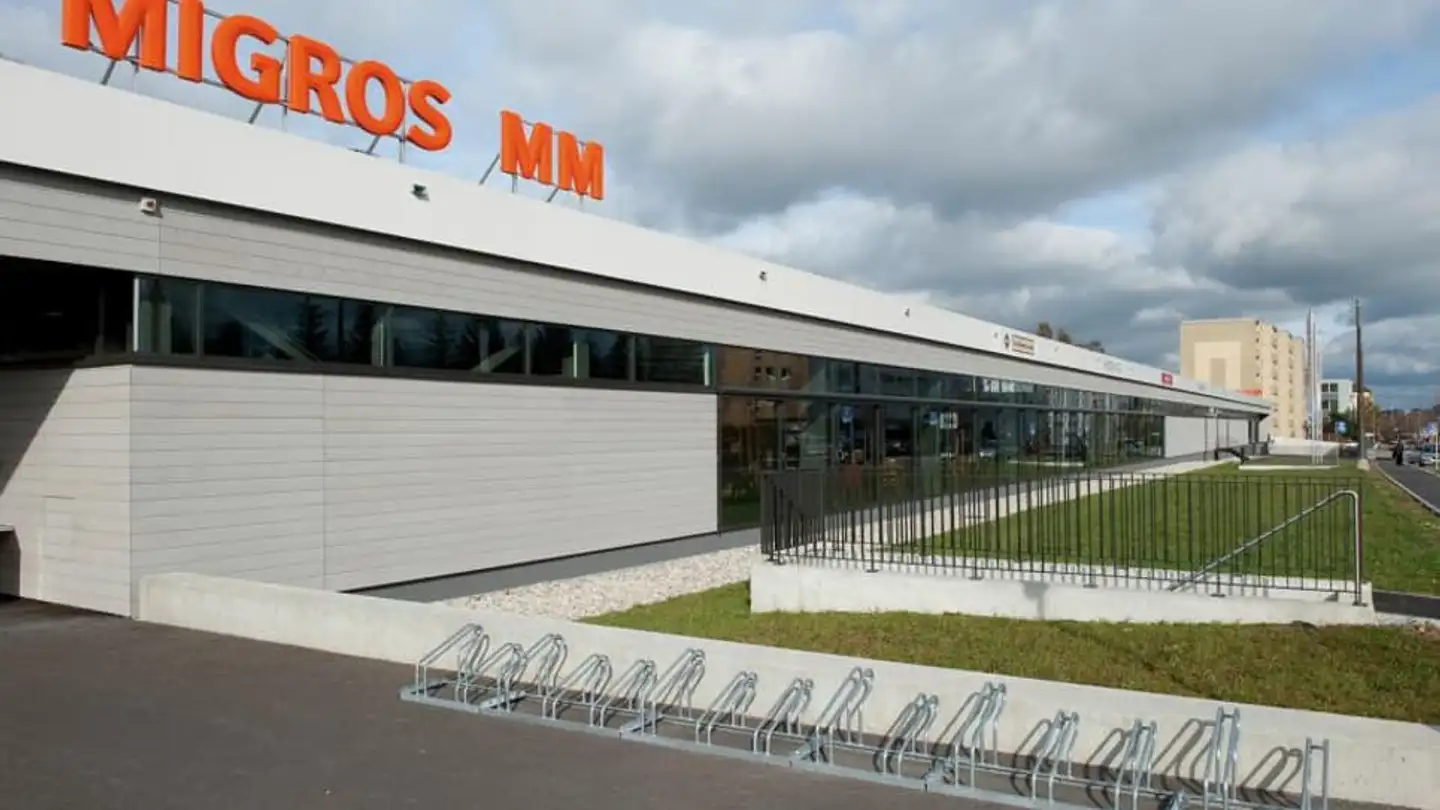Gewerbe mieten - Avenue Charles-Naine 44, 2300 La Chaux-de-Fonds