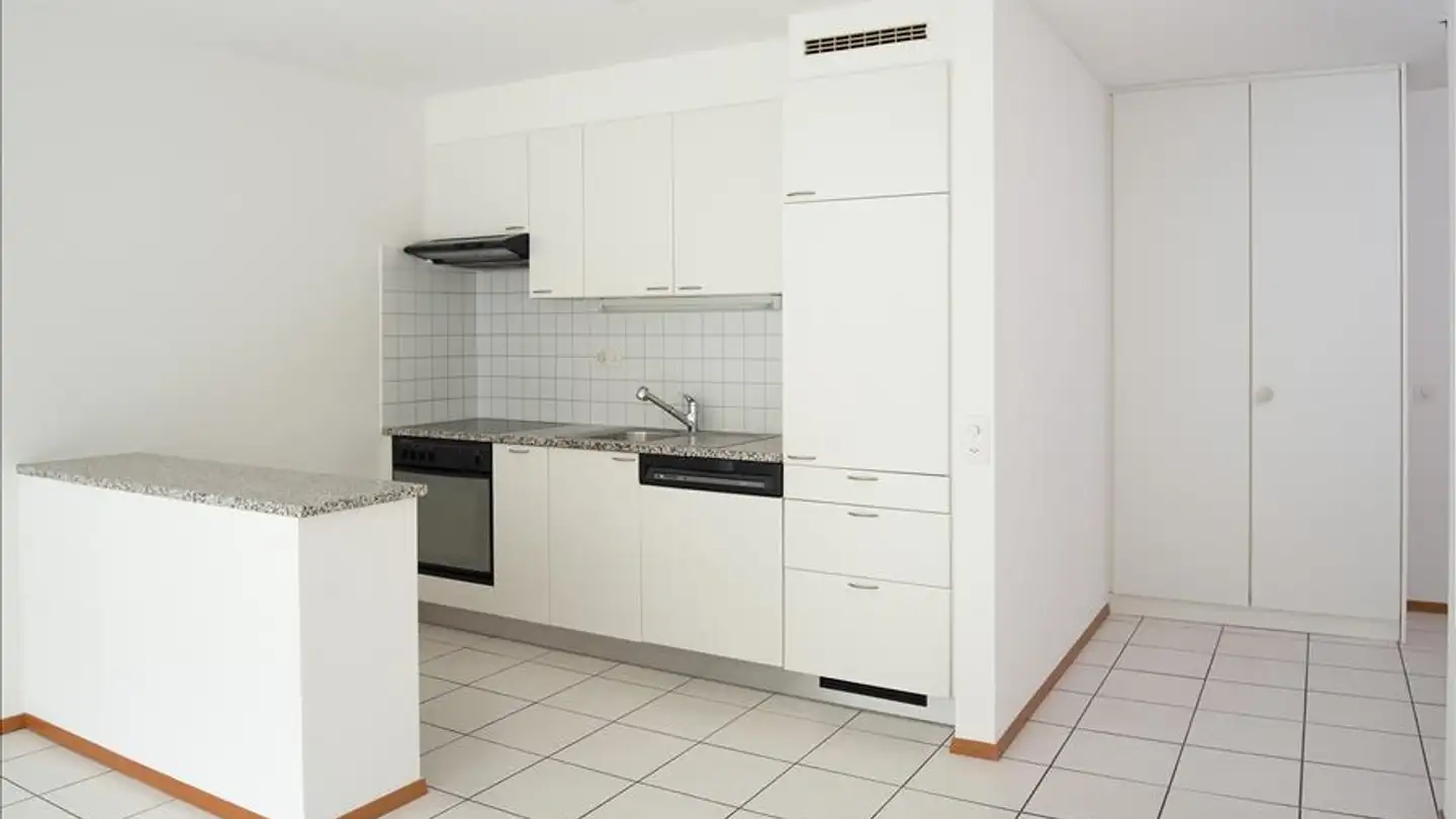Apartment for rent - Via Bartolomeo Varenna 36, 6600 Locarno - Photo 3