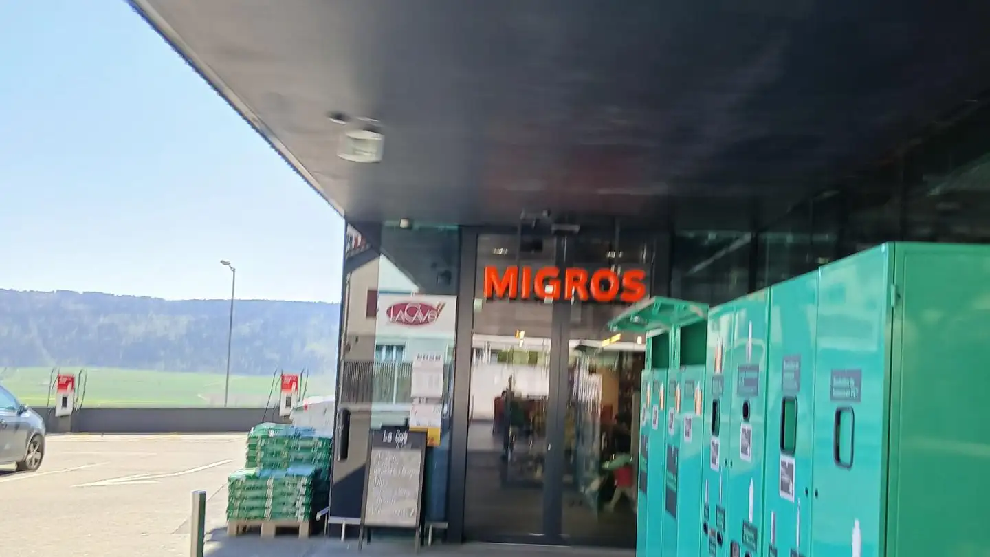 Negozio in affitto - Rue De Comble-Emine 5, 2053 Cernier