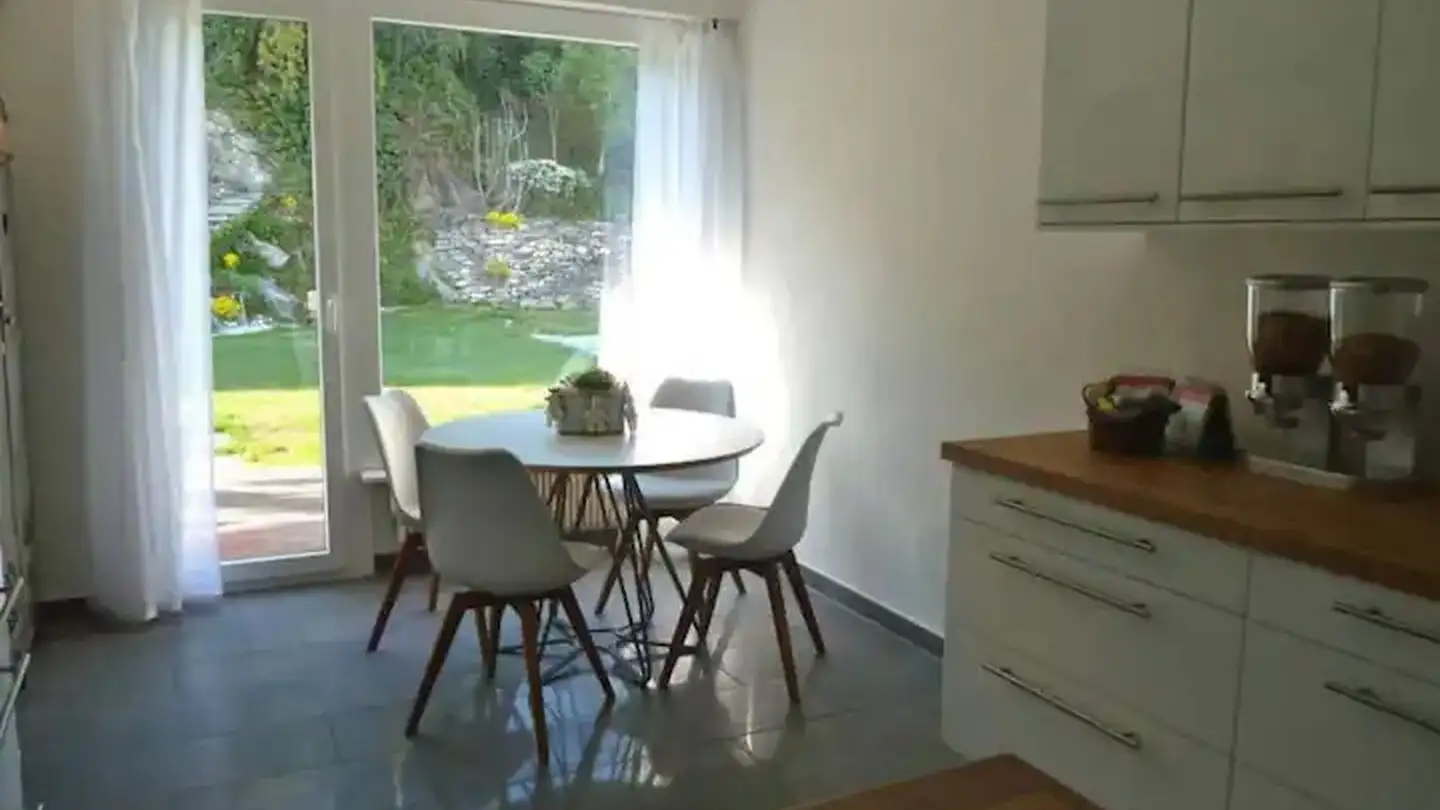 Single room for rent - 1950 Sion
