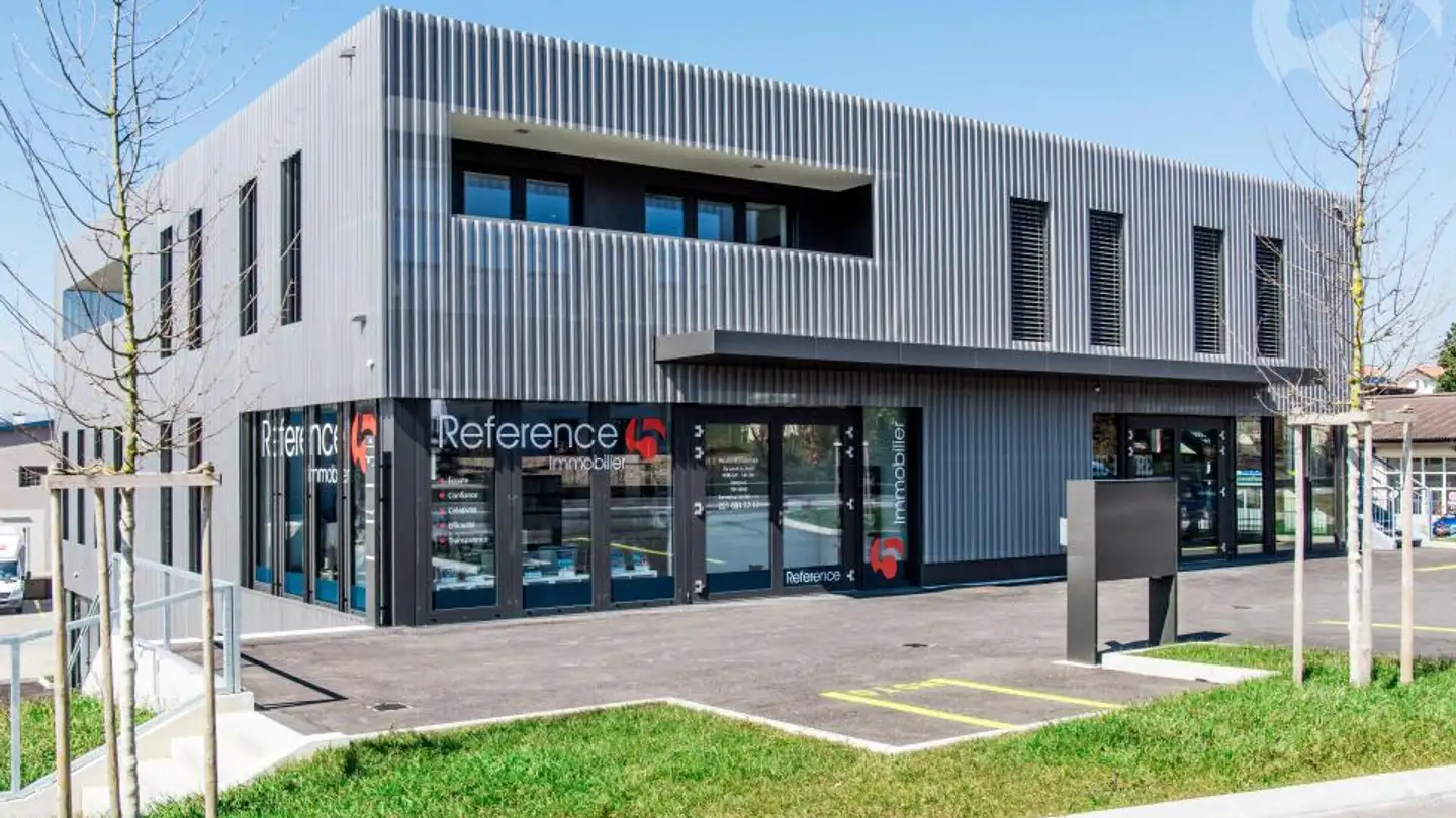 Mixed-use building for rent - Route De Lausanne 14, 1037 Etagnières