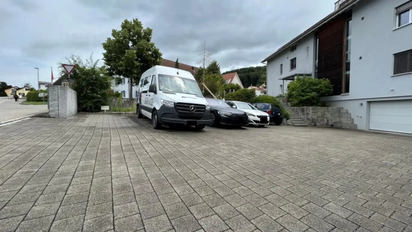 Parkplatz im Freien mieten - Dorfstrasse 26, 4333 Münchwilen AG - Foto 2