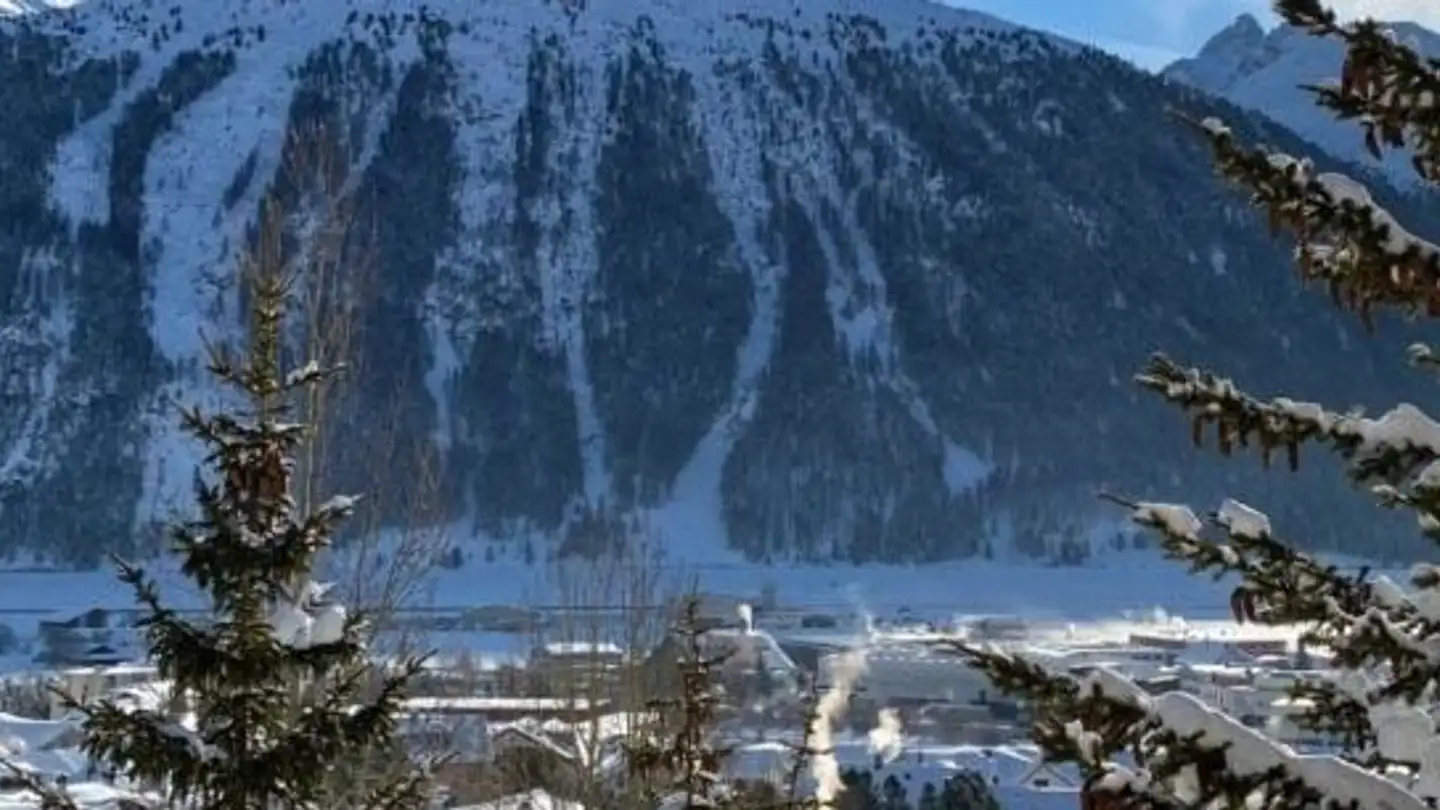 Attic flat for rent - 7503 Samedan