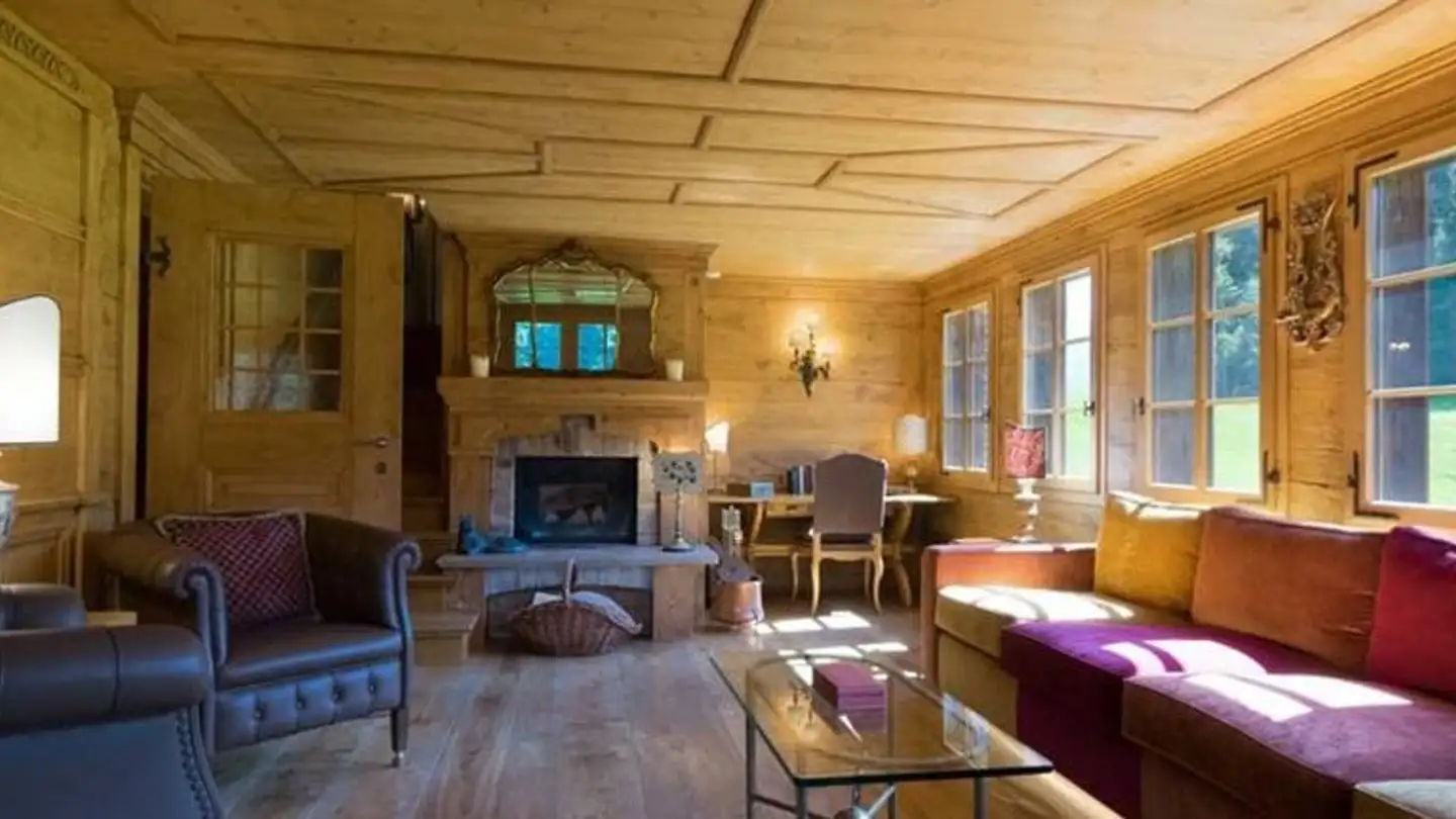 Einfamilienhaus mieten - Roscheliweg 2, 3792 Saanen