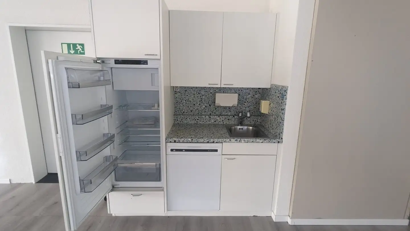 Office space for rent - Lerzenstrasse 27, 8953 Dietikon - Photo 2