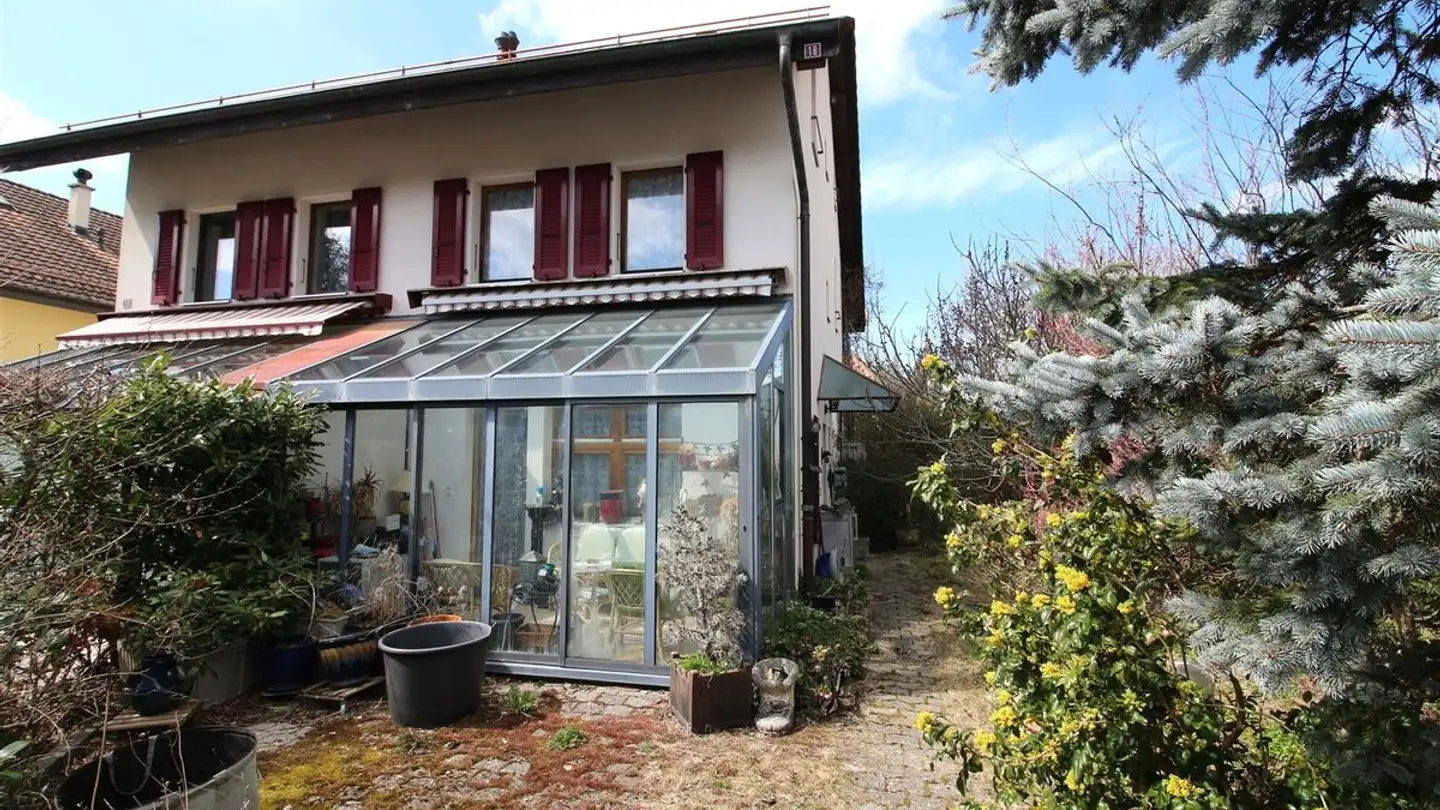 Semi-detached house for sale - 1041 Bottens