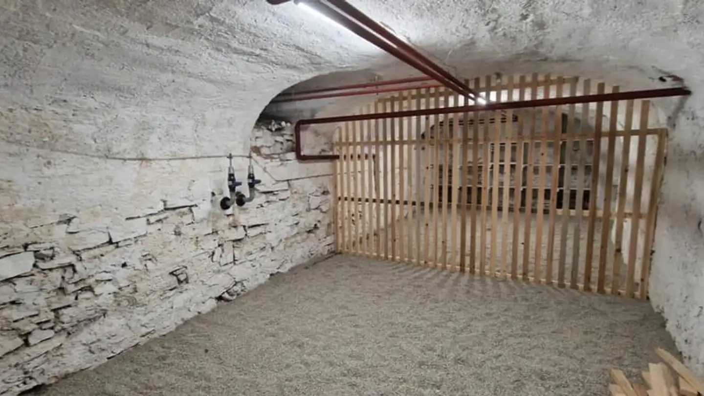 Commercial for rent - Rue De La Serre 96, 2300 La Chaux-de-Fonds - Photo 3