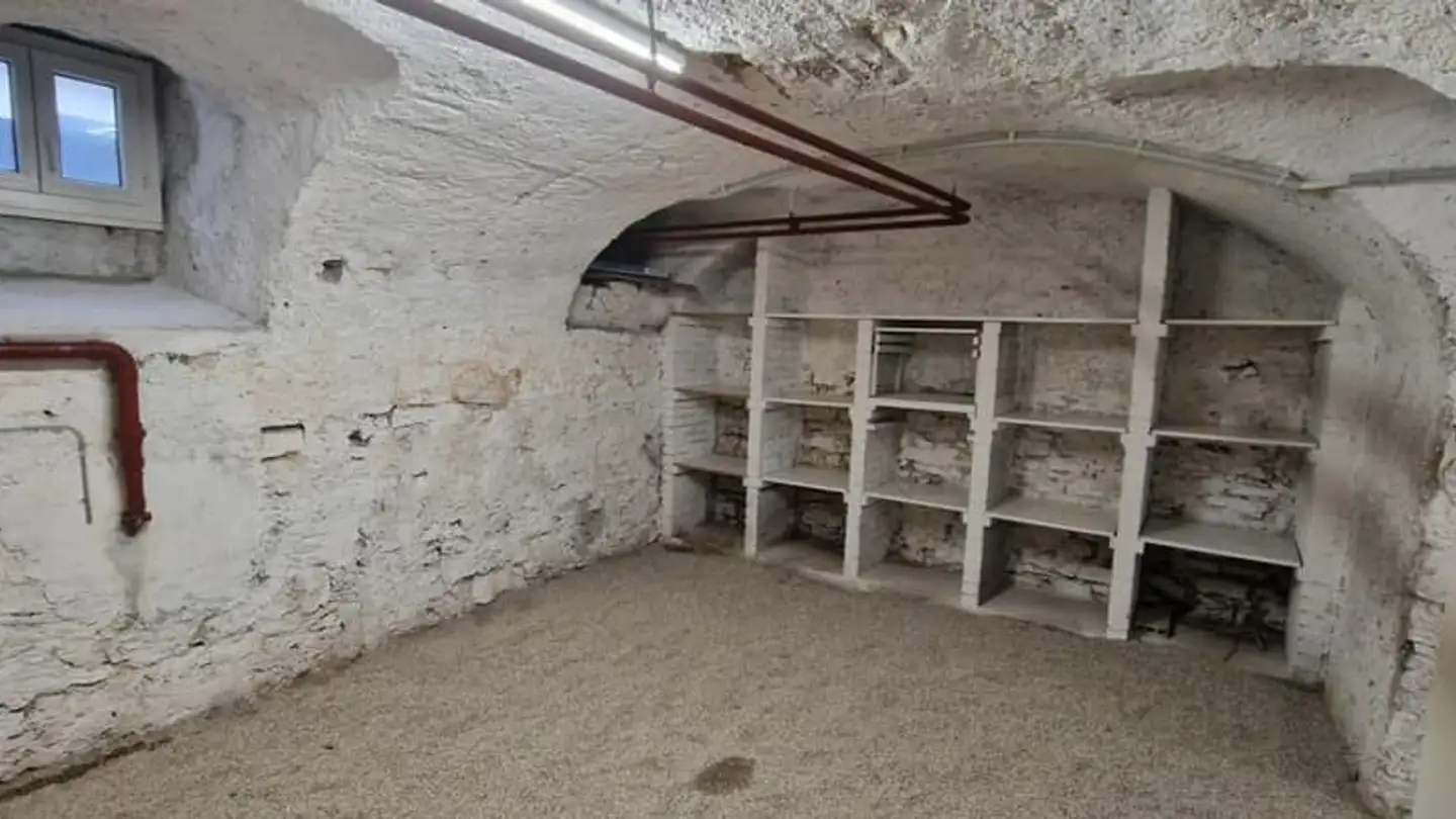 Commercial for rent - Rue De La Serre 96, 2300 La Chaux-de-Fonds - Photo 4