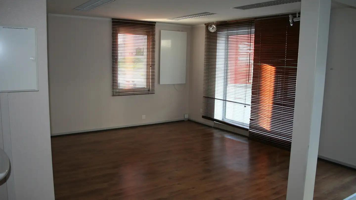 Commerciale in affitto - Rickenstrasse 3, 8737 Gommiswald - Foto 3