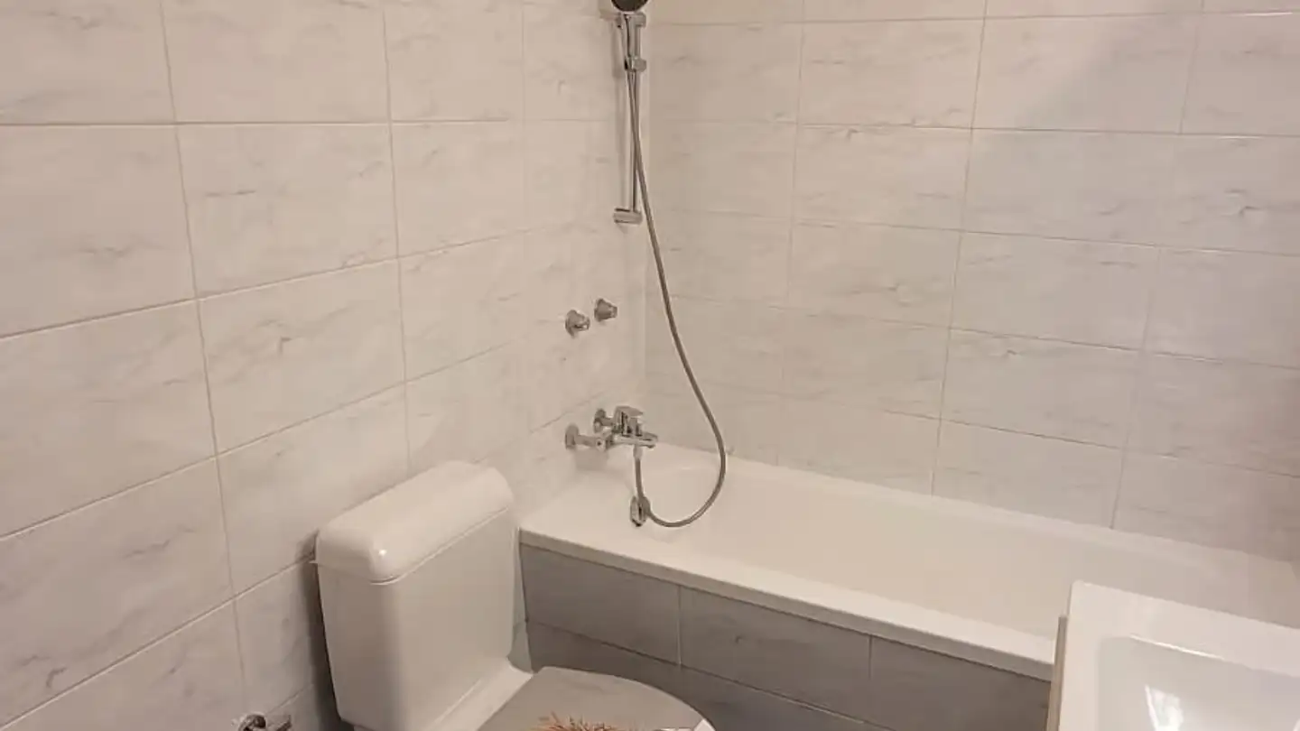Apartment for rent - Via Guisan 33A, 6900 Massagno - Photo 3