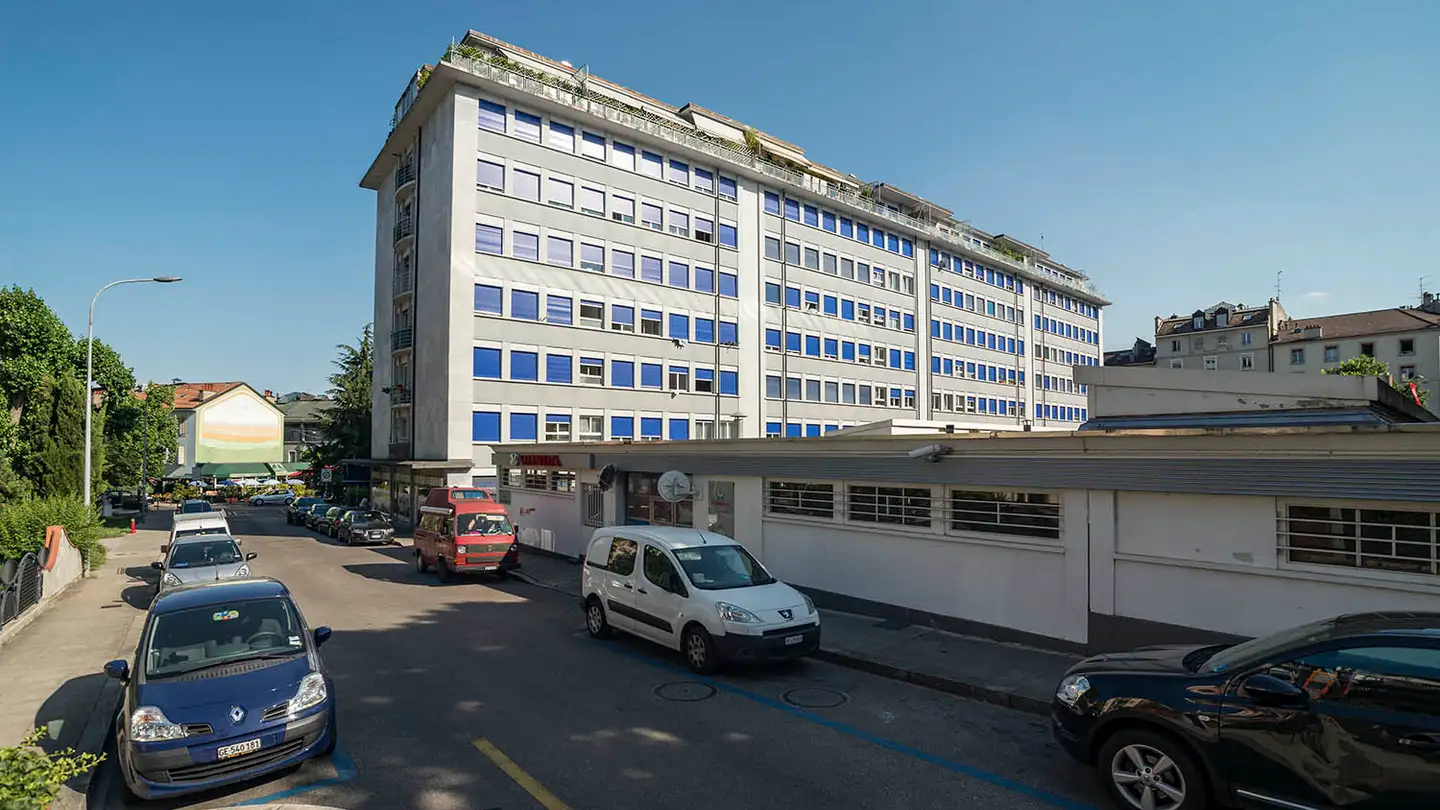 Garage individuel à louer - Rue Louis- Favre 17, 1201 Genève - Photo 2