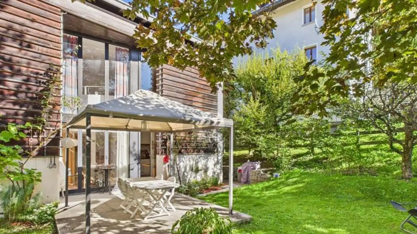 Single house for sale - 6760 Rossura
