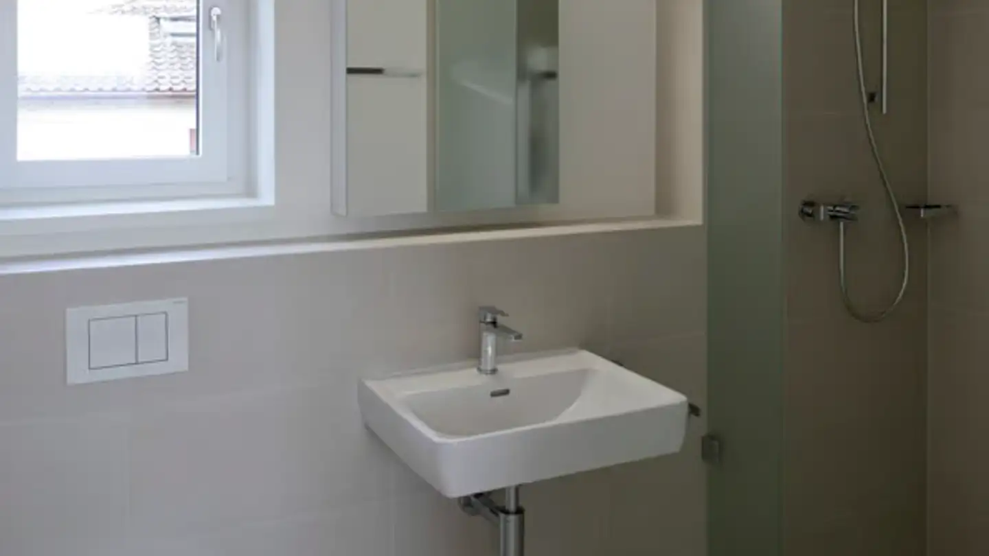 Wohnung mieten - Glärnischstrasse 24, 8134 Adliswil - Foto 4