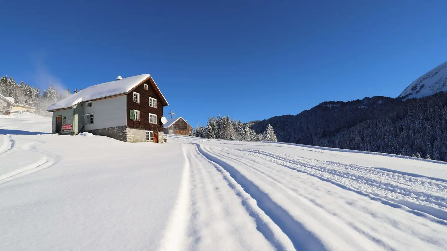Einfamilienhaus kaufen - Arvenstrasse 1043, 8873 Amden