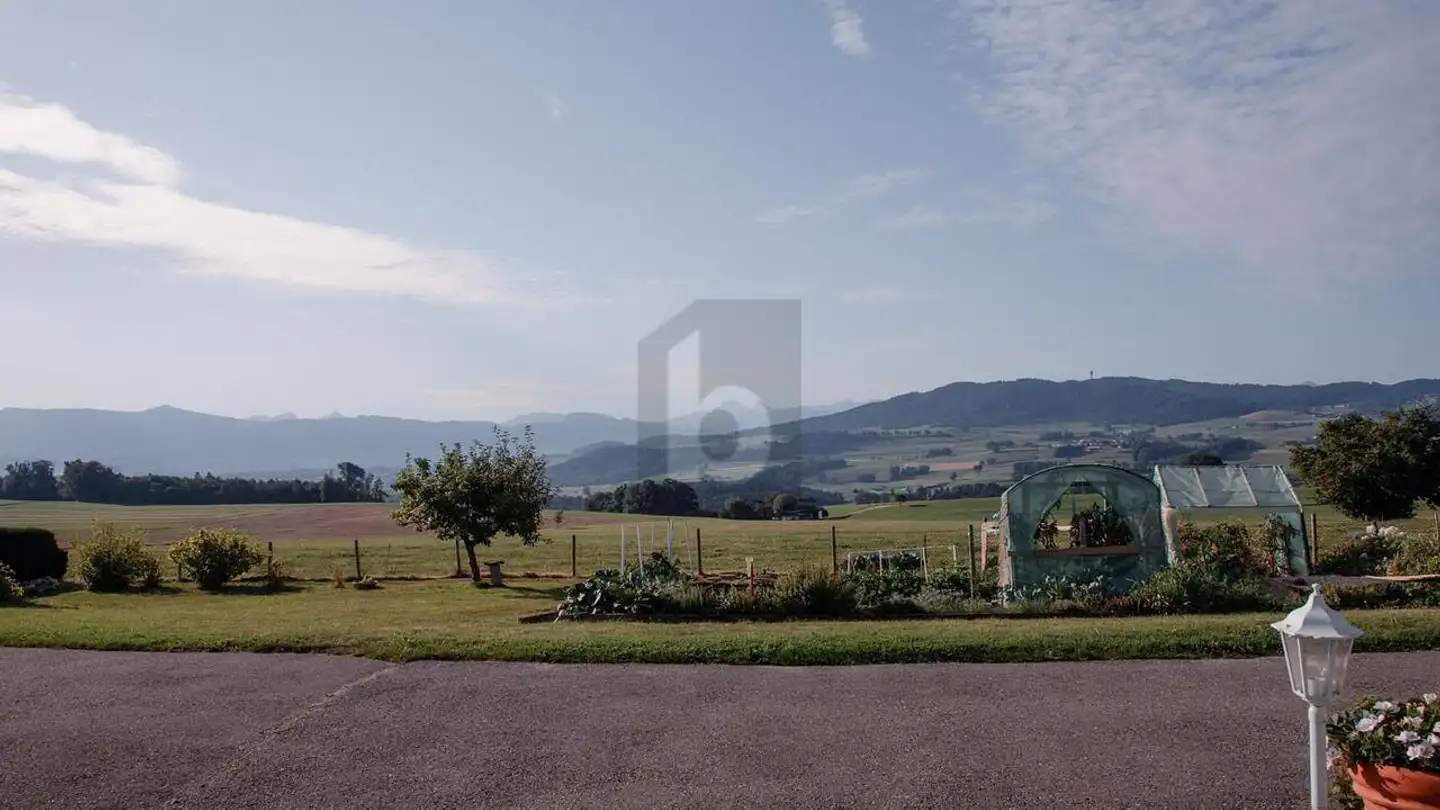 Farm for sale - 1741 Cottens FR - Photo 2