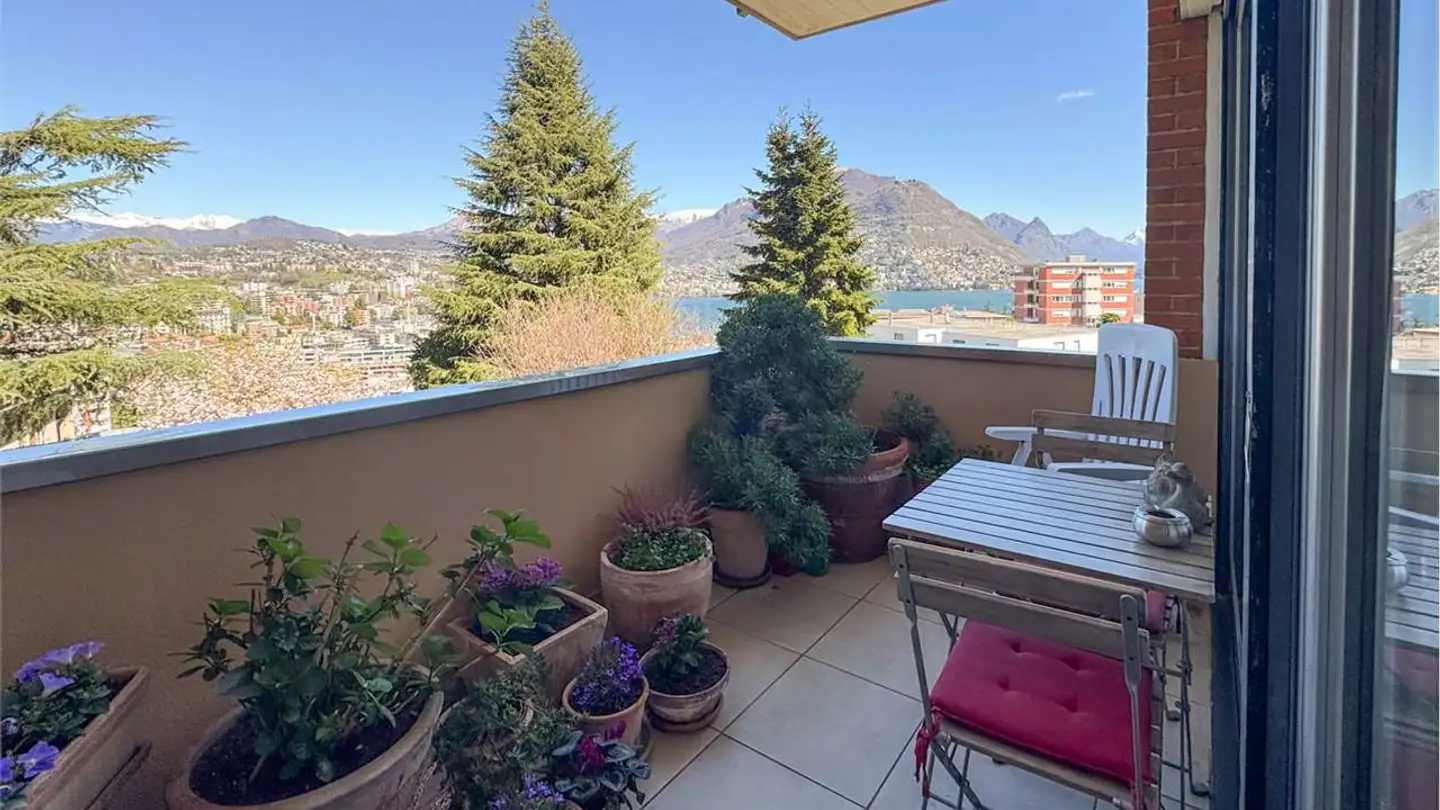 Appartamento ammobiliato in vendita - Via Antonietti 7, 6900 Paradiso