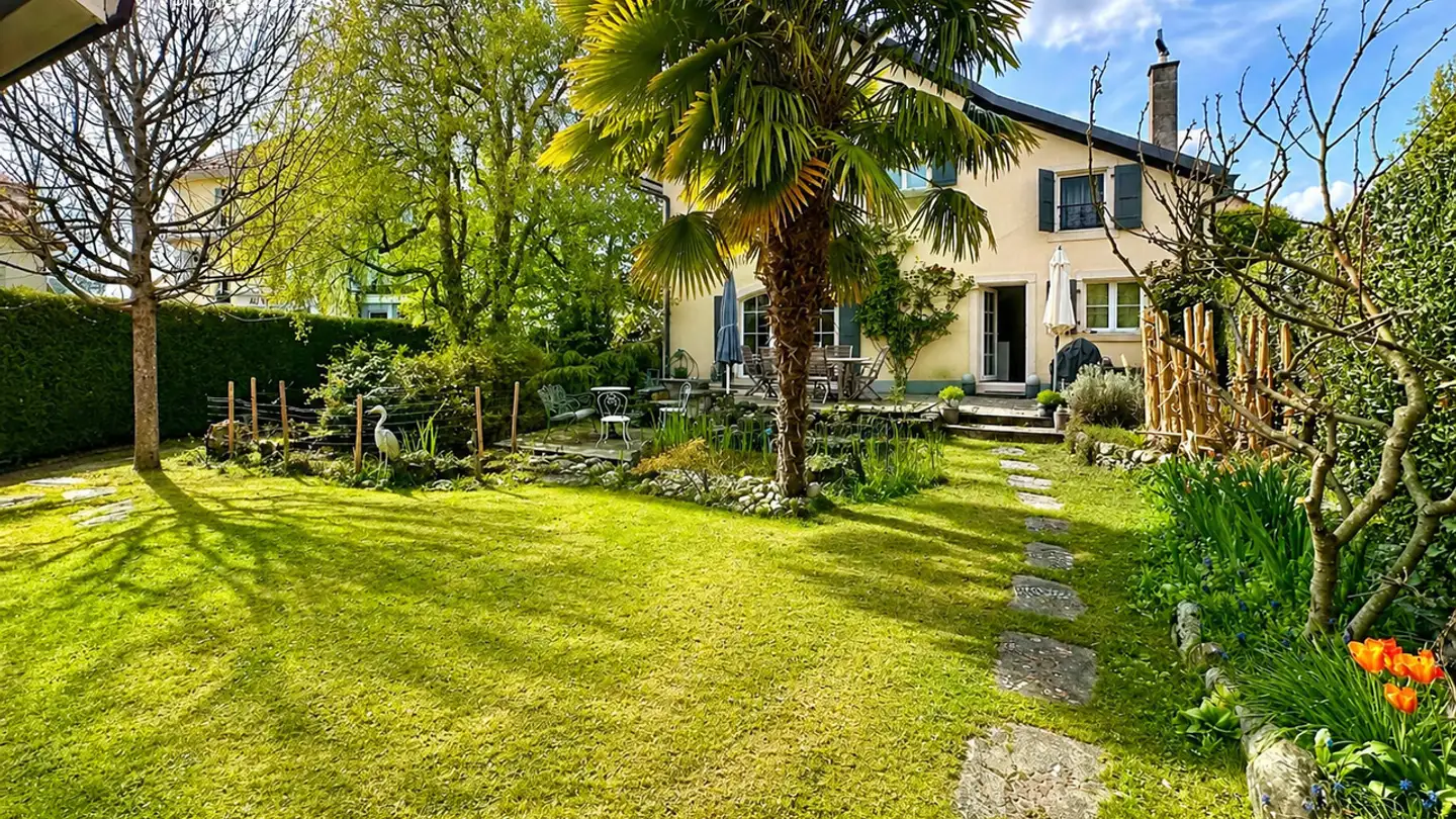 Furnished apartment for rent - 1164 Buchillon