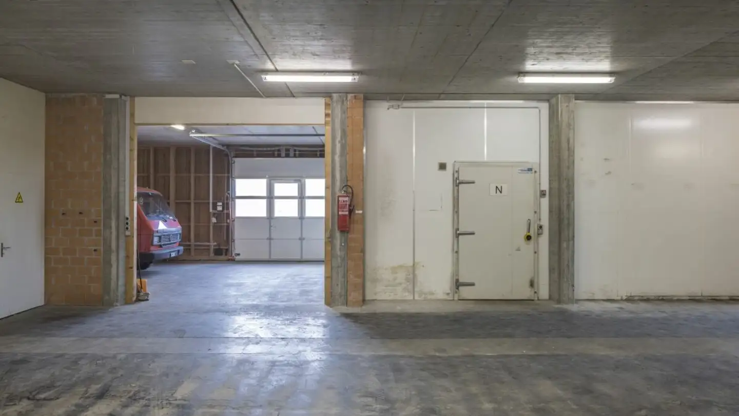 Grande magazzino in vendita - Hunzenweg, 4936 Kleindietwil - Foto 4