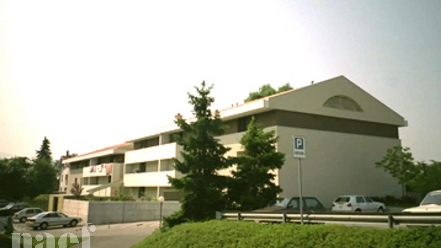 Covered parking space for rent - Route De Peney 63, 1214 Vernier