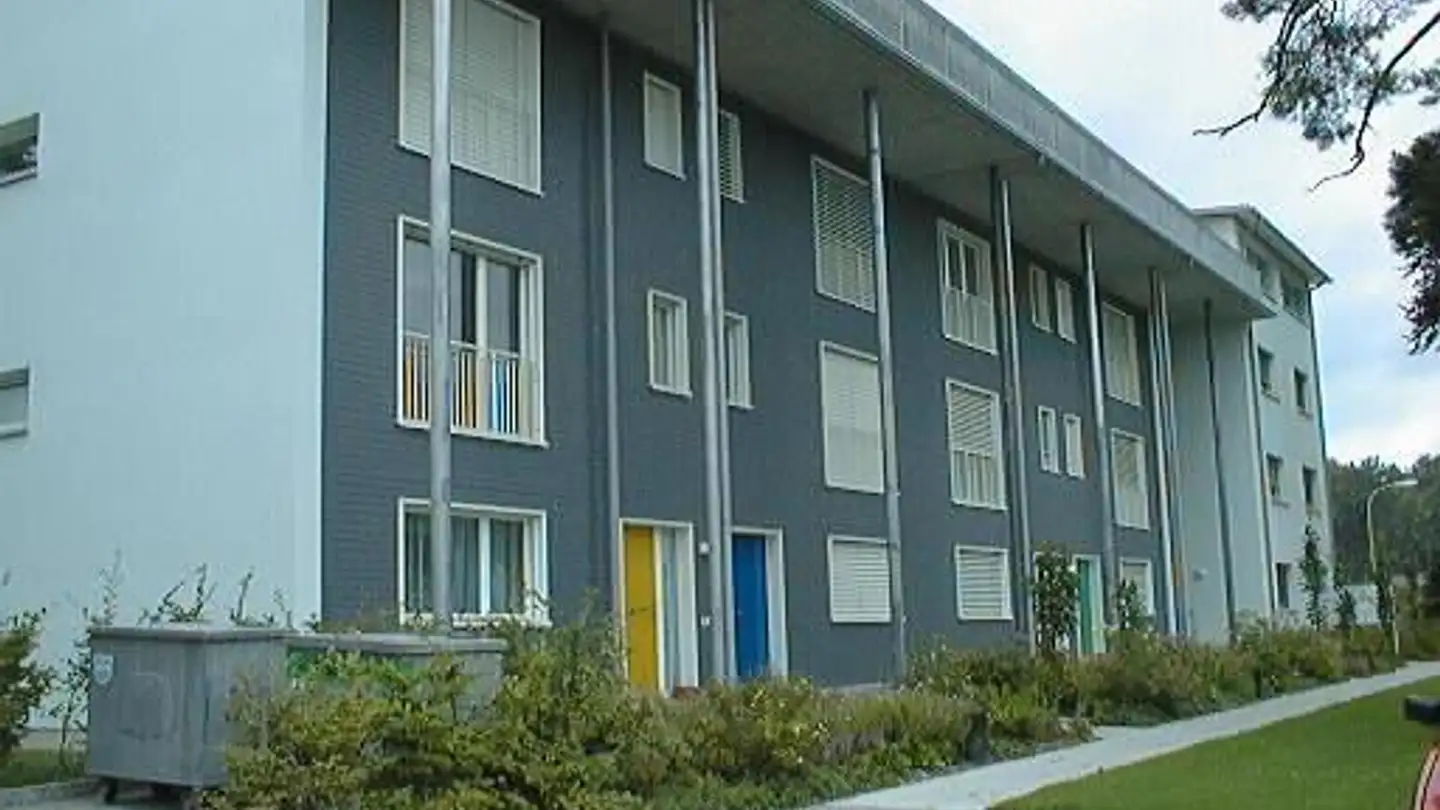 Garage individuel à louer - Bahnhofstrasse 6, 8353 Elgg