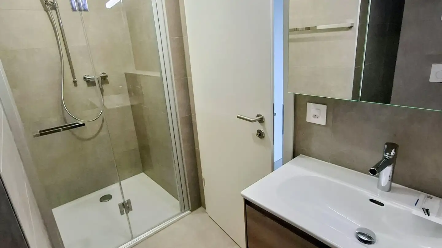 Appartement à louer - Rue De La Gare, 2014 Bôle - Photo 3