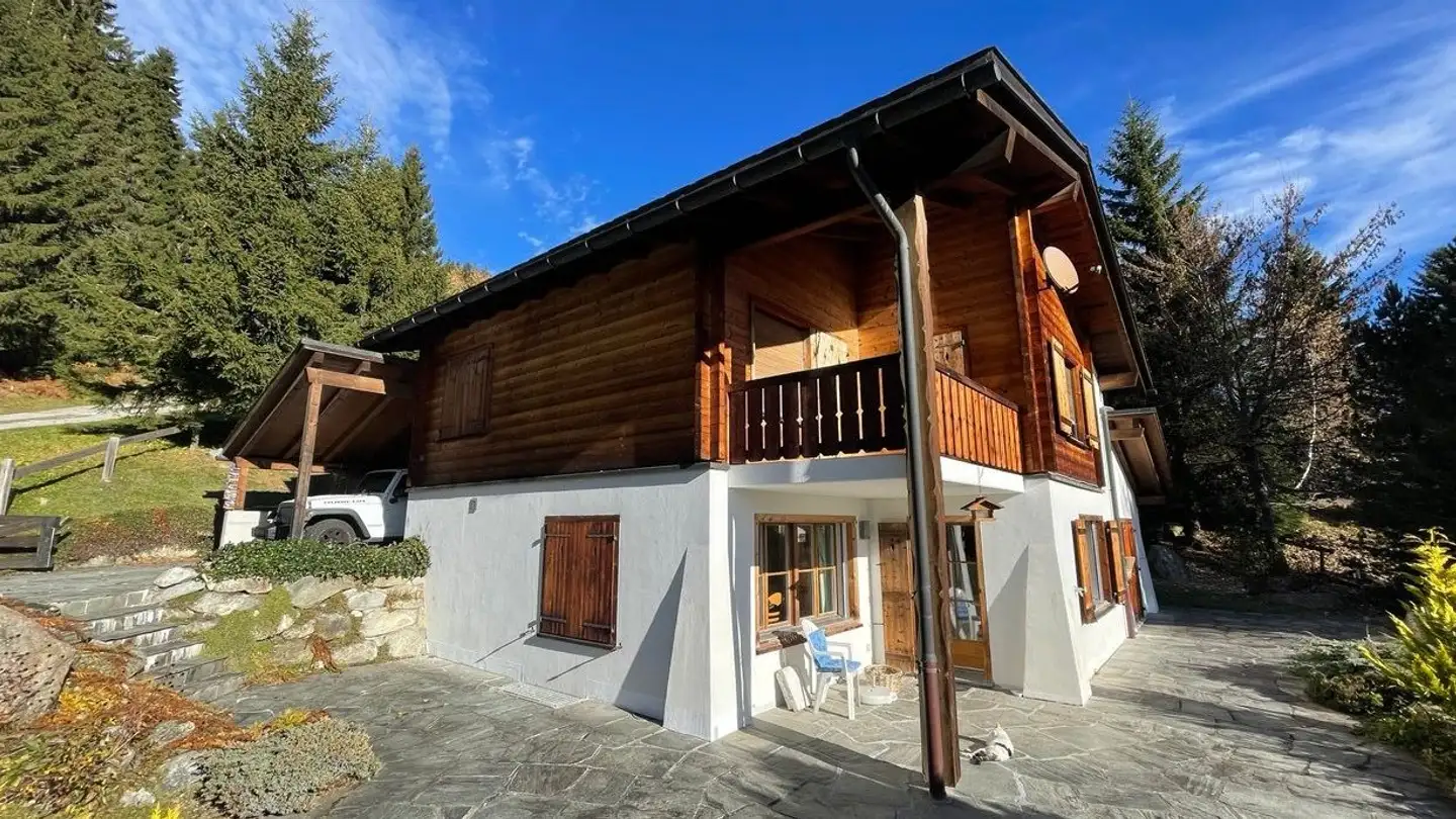 Einfamilienhaus kaufen - 7165 Breil/Brigels